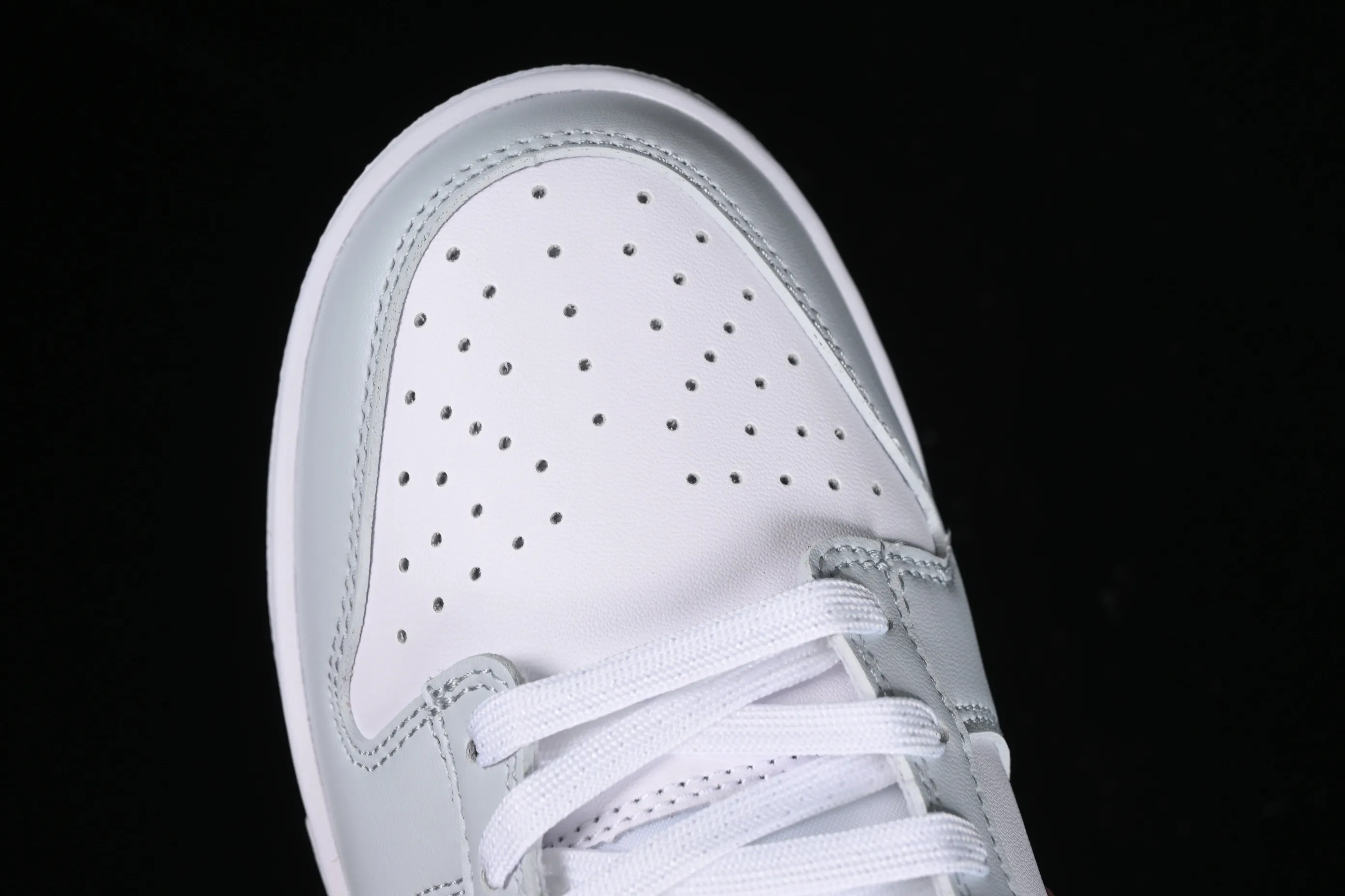 All categories Nk SB Dunk series Nk SB Dunk Low low-top sneakers Nk SB Dunk Low white gray pink SB low-top casual sneakers HF0730-160